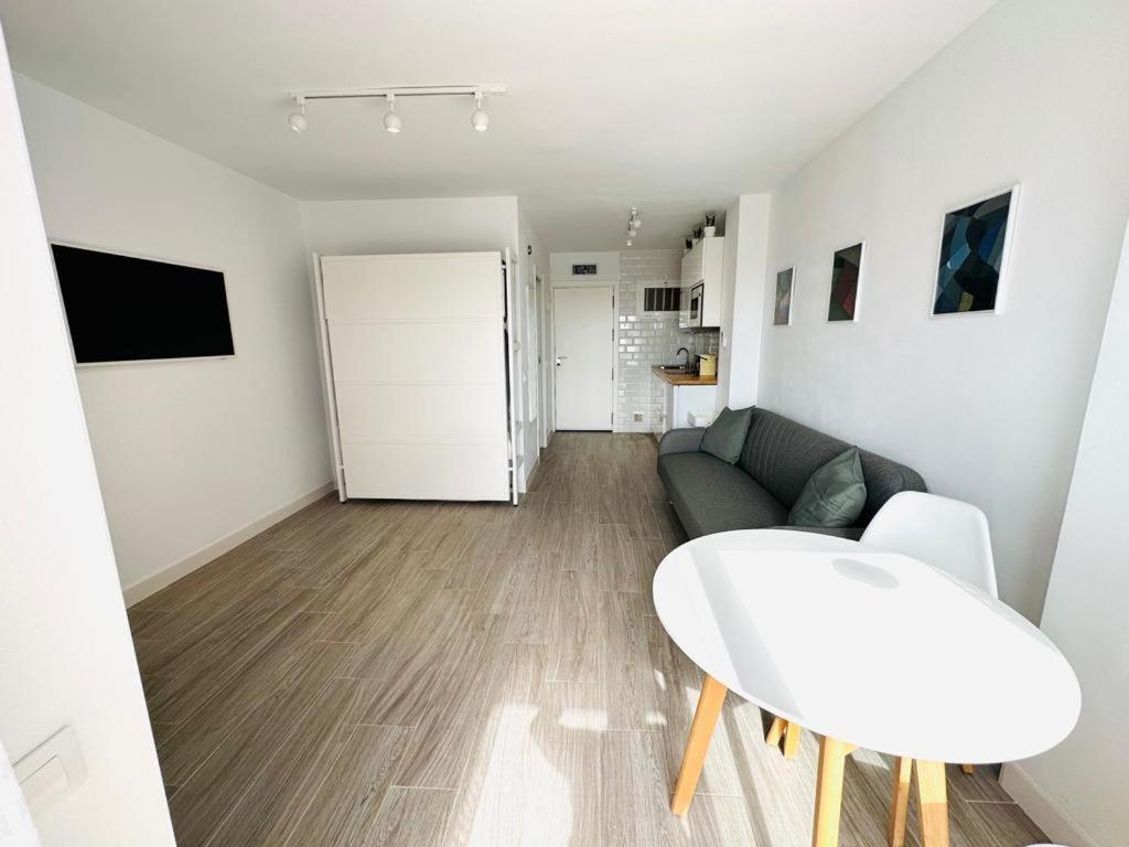 Modern White Studio Benalmádena Exteriér fotografie